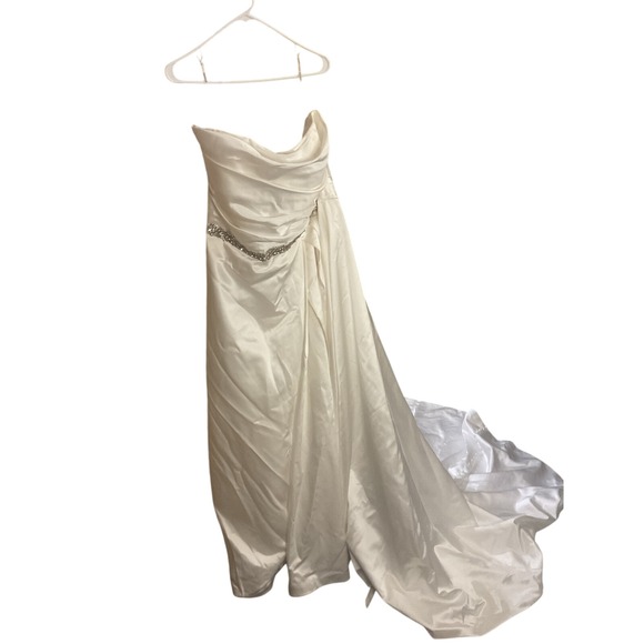 Essense Australia Wedding Dress Cream Beaded Strapless Lace Up Back - Picture 1 of 14